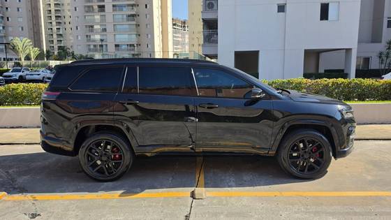 JEEP COMMANDER 2.0 HURRICANE 4 TURBO GASOLINA BLACKHAWK AT9 JEEP COMMANDER 2.0 HURRICANE 4 TURBO GASOLINA BLACKHAWK AT9